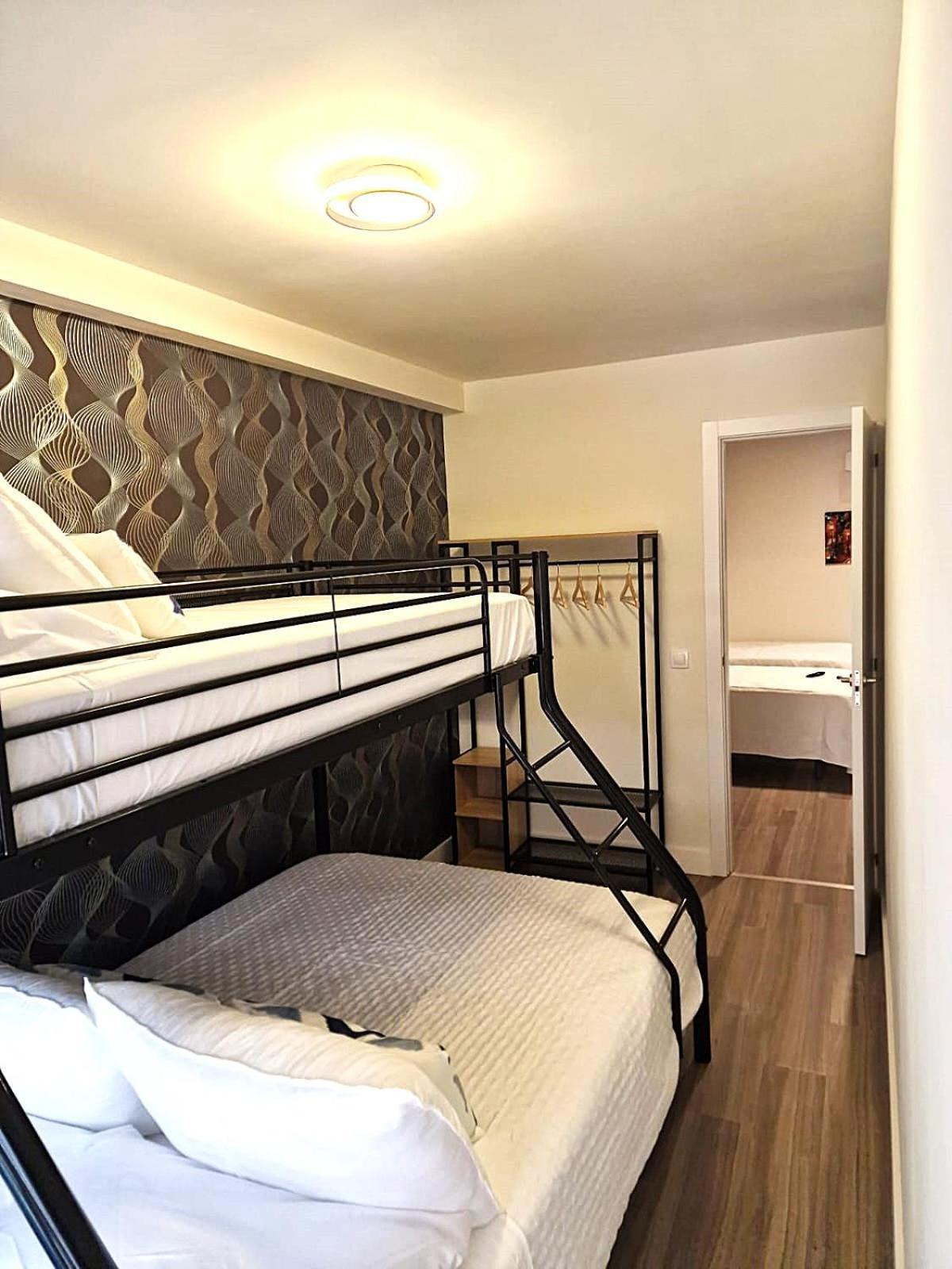 Madrid Suites ภายนอก รูปภาพ